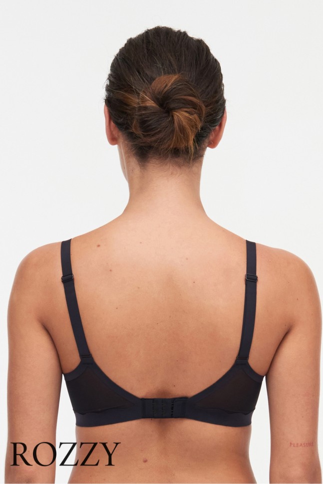 Бюстгальтер спейсер Chantelle Pure Light C10M70 черный